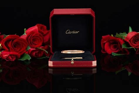 cartier red box paper